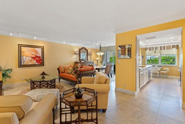 3210 SE 10th Street 4a, Pompano Beach, FL 33062