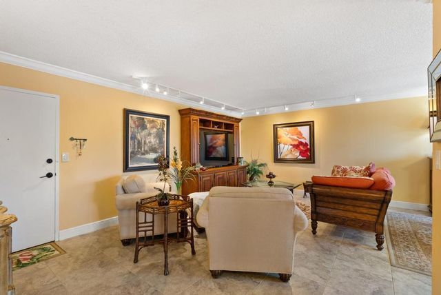 3210 SE 10th Street 4a, Pompano Beach, FL 33062