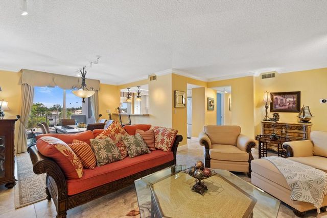 3210 SE 10th Street 4a, Pompano Beach, FL 33062