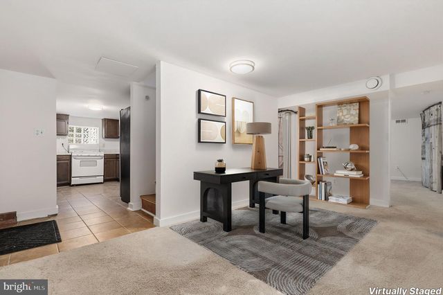 7 LODGE RD, Catonsville, MD 21228