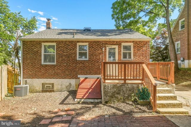 7 LODGE RD, Catonsville, MD 21228