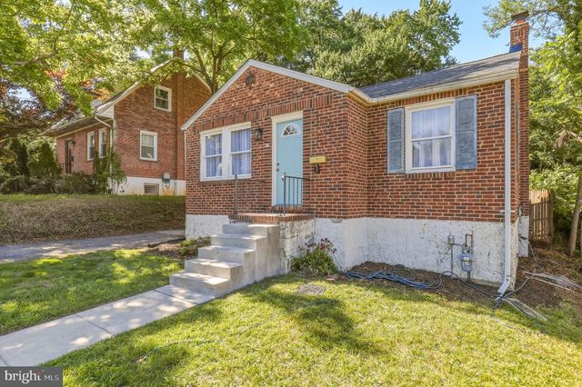 7 LODGE RD, Catonsville, MD 21228