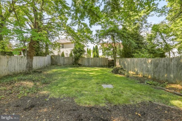 7 LODGE RD, Catonsville, MD 21228