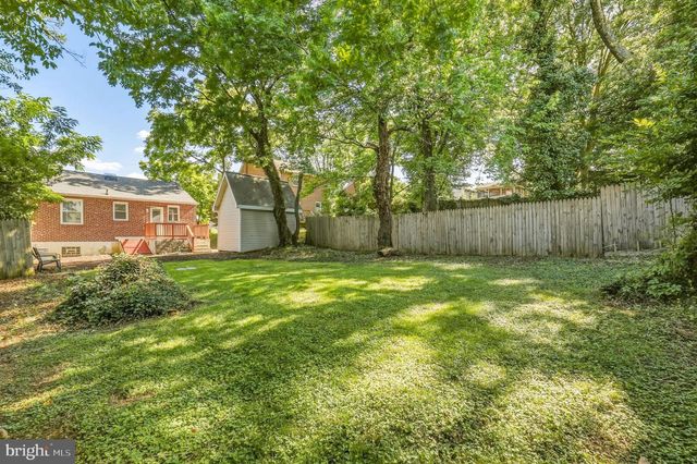 7 LODGE RD, Catonsville, MD 21228