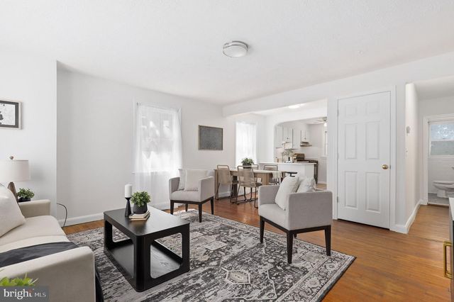 7 LODGE RD, Catonsville, MD 21228
