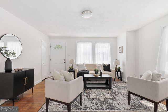 7 LODGE RD, Catonsville, MD 21228