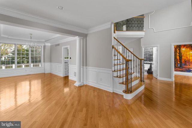 2 THORN LN, Chesterfield, NJ 08515