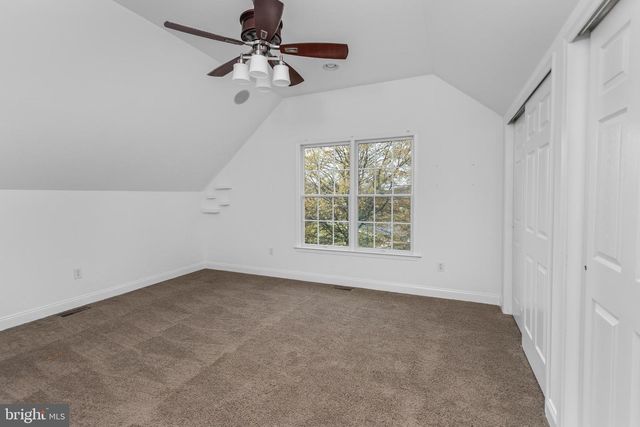 2 THORN LN, Chesterfield, NJ 08515