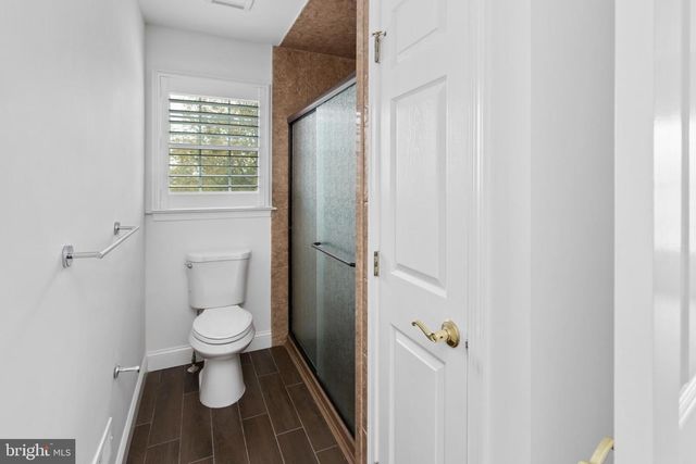 2 THORN LN, Chesterfield, NJ 08515