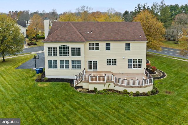 2 THORN LN, Chesterfield, NJ 08515