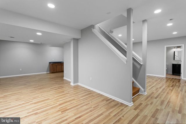 2 THORN LN, Chesterfield, NJ 08515