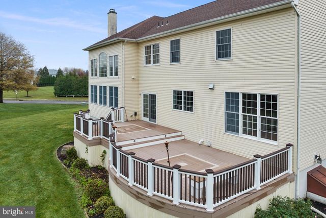 2 THORN LN, Chesterfield, NJ 08515