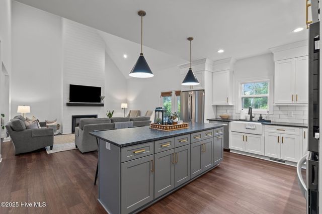 210 Finch Gate Drive, Seven Lakes, NC 27376