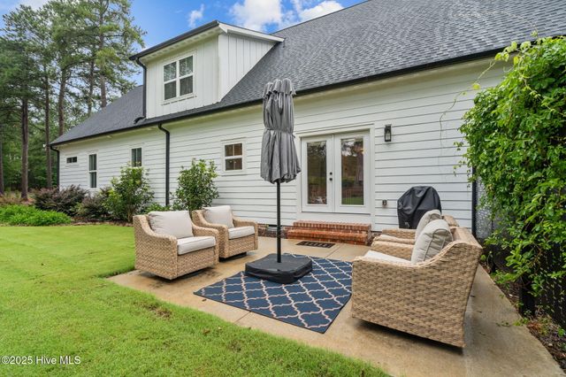 210 Finch Gate Drive, Seven Lakes, NC 27376
