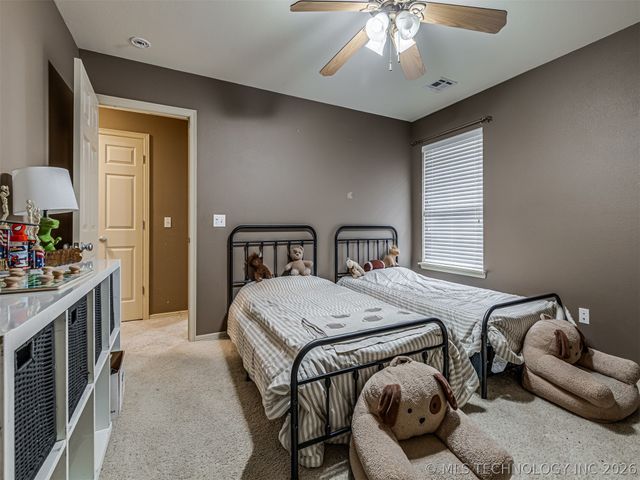 11813 S Tamarack Court, Jenks, OK 74037