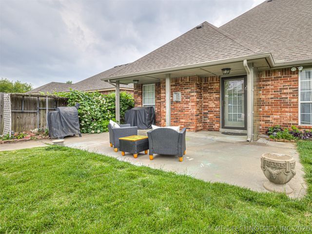 11813 S Tamarack Court, Jenks, OK 74037