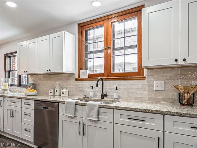 931 Amelia Avenue, Akron, OH 44302