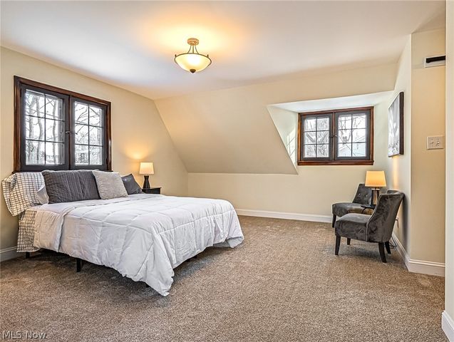 931 Amelia Avenue, Akron, OH 44302