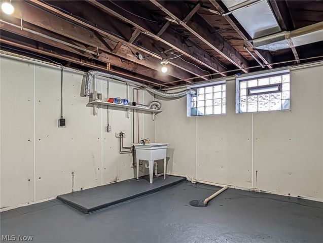 931 Amelia Avenue, Akron, OH 44302