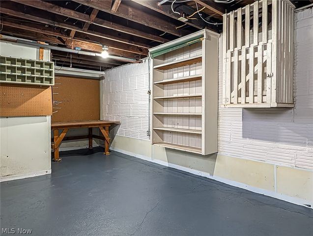 931 Amelia Avenue, Akron, OH 44302