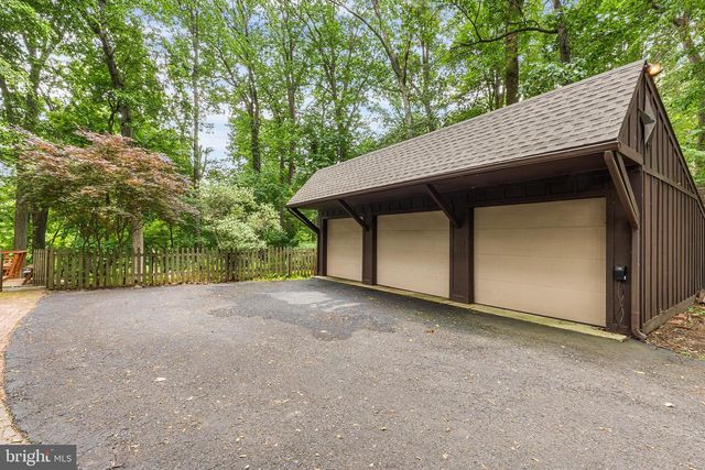 5839 PRIVATE RD, Doylestown, PA 18902