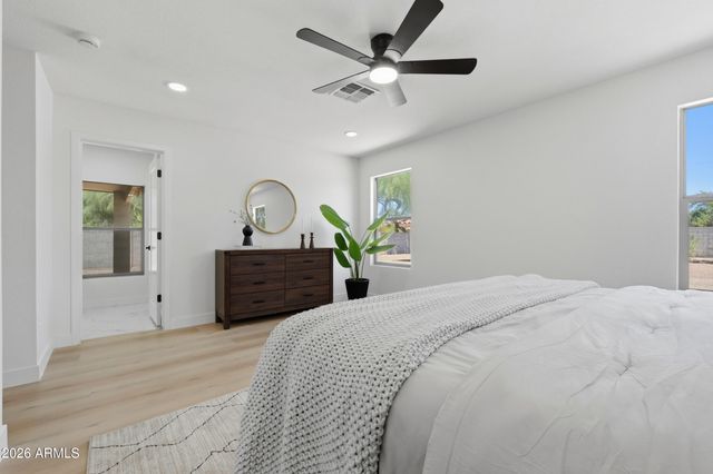 3034 W OBERLIN Way, Phoenix, AZ 85083