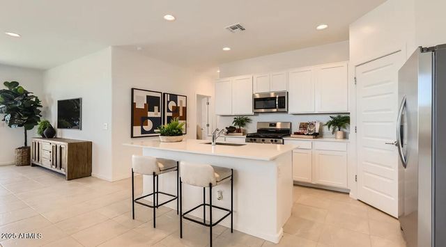 23217 W PARKWAY Drive, Buckeye, AZ 85326