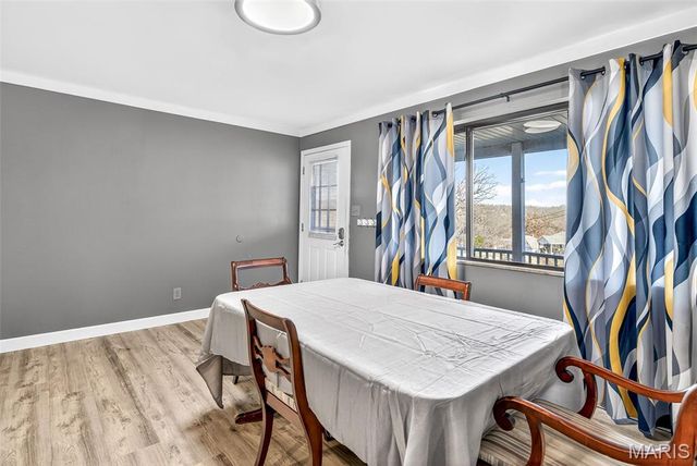 10 Glen Oaks Drive, Fenton, MO 63026