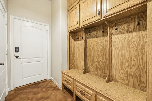 2751 Mitchell Road, Krum, TX 76249