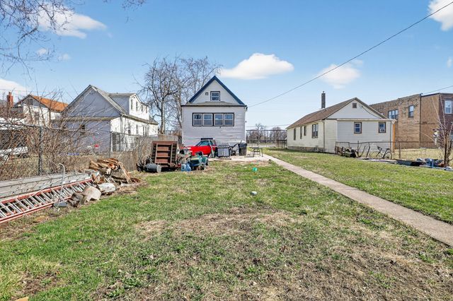 9952 S VINCENNES Avenue, Chicago, IL 60643