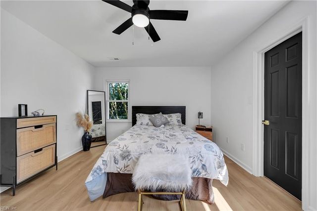 927 Moyer RD, Newport News, VA 23608