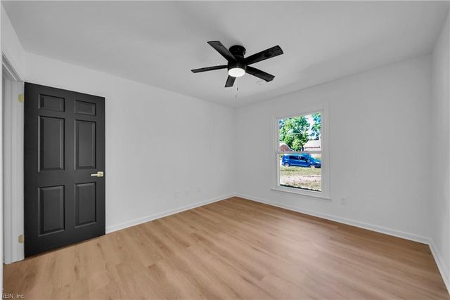 927 Moyer RD, Newport News, VA 23608