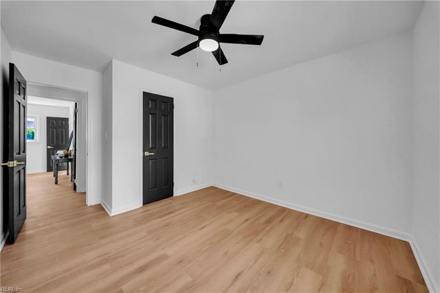 927 Moyer RD, Newport News, VA 23608