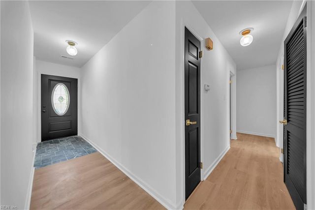 927 Moyer RD, Newport News, VA 23608