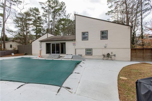 4735 N Springs NW Road, Kennesaw, GA 30144