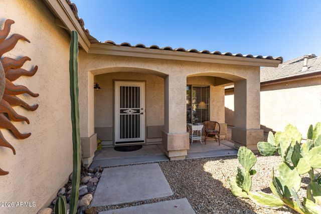 30402 N Sunray Drive, San Tan Valley, AZ 85143