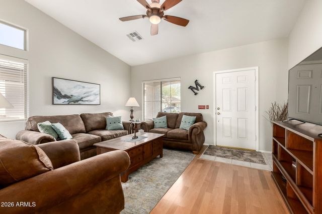 30402 N Sunray Drive, San Tan Valley, AZ 85143