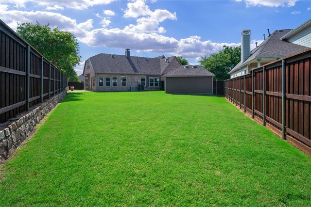 5012 Derbyshire Drive, Mckinney, TX 75070