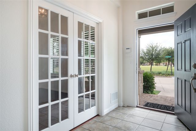 5012 Derbyshire Drive, Mckinney, TX 75070