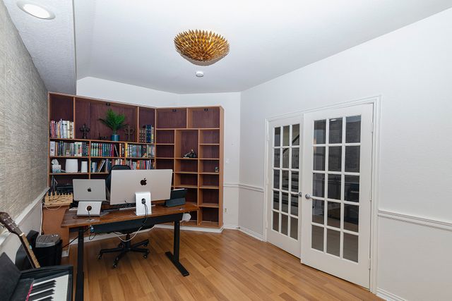 3090 Greenfield Drive, Richardson, TX 75082