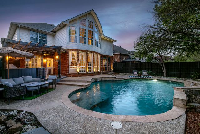 3090 Greenfield Drive, Richardson, TX 75082