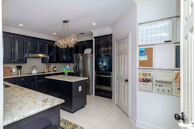 3090 Greenfield Drive, Richardson, TX 75082