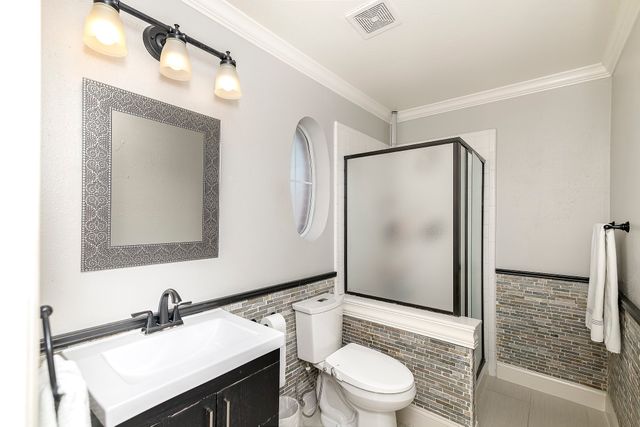 3090 Greenfield Drive, Richardson, TX 75082