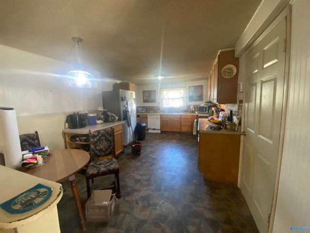 1072 Ryland Pike, Huntsville, AL 35811