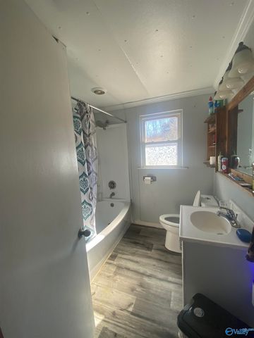 1072 Ryland Pike, Huntsville, AL 35811