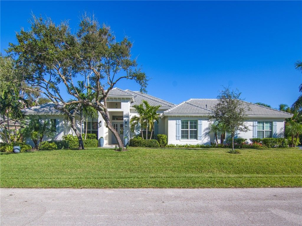 1025 Andarella Way, Vero Beach, FL 32963
