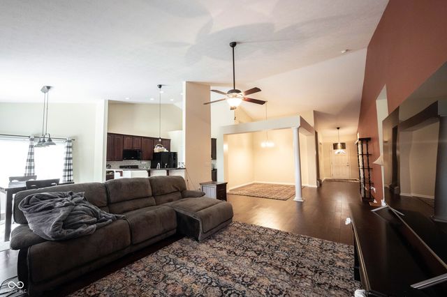 9862 N Port Drive, Mccordsville, IN 46055