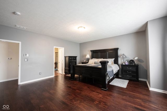 9862 N Port Drive, Mccordsville, IN 46055