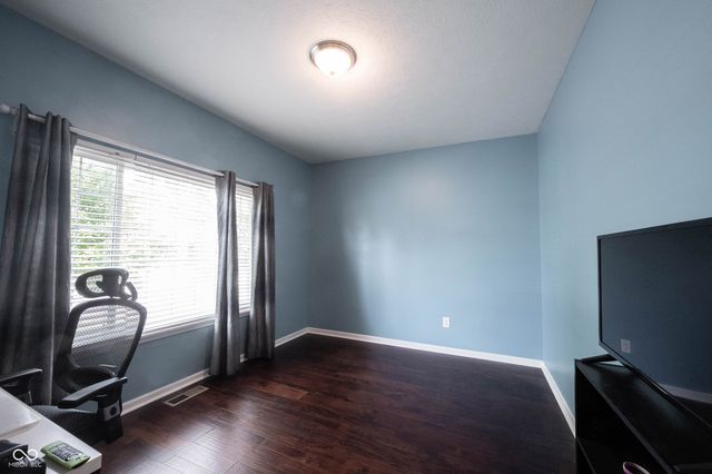 9862 N Port Drive, Mccordsville, IN 46055