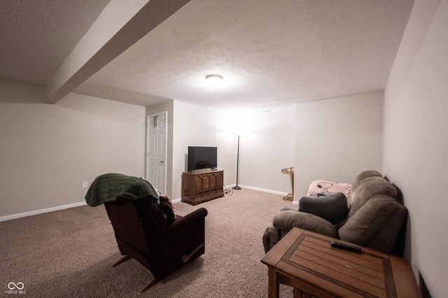 9862 N Port Drive, Mccordsville, IN 46055